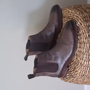 Cole Haan Mens Brown Leather Pull On Chelsea Boots Elastic Panels S-10