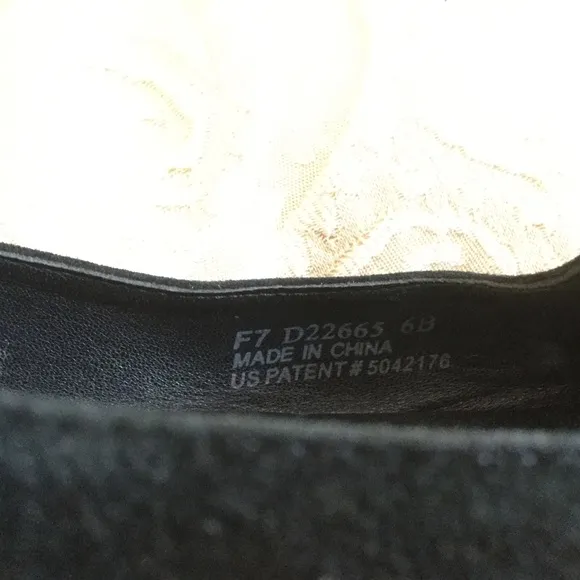 Cole Haan Nike Air Genie 6 Flats Suede Leather
