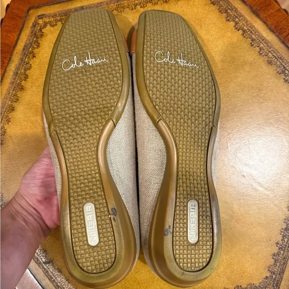 Cole Haan Nike Air Genie size 9.5 Gold metallic brushed canvas MSRP $275
