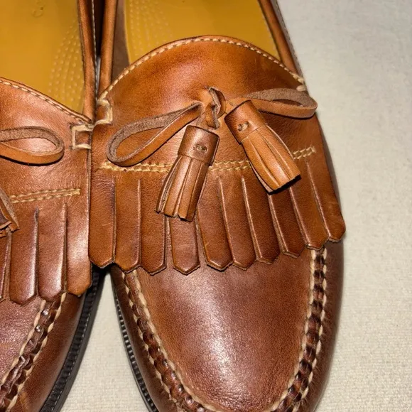 COLE HAAN Saddle Tan Kilt Tassel Leather Dwight‎ Loafers Men’s Sz13M EUC Preppy
