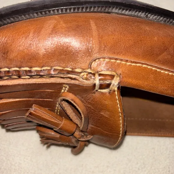 COLE HAAN Saddle Tan Kilt Tassel Leather Dwight‎ Loafers Men’s Sz13M EUC Preppy