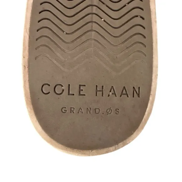 Cole Haan Woman’s Black Nantucket Loafers Size 8.5