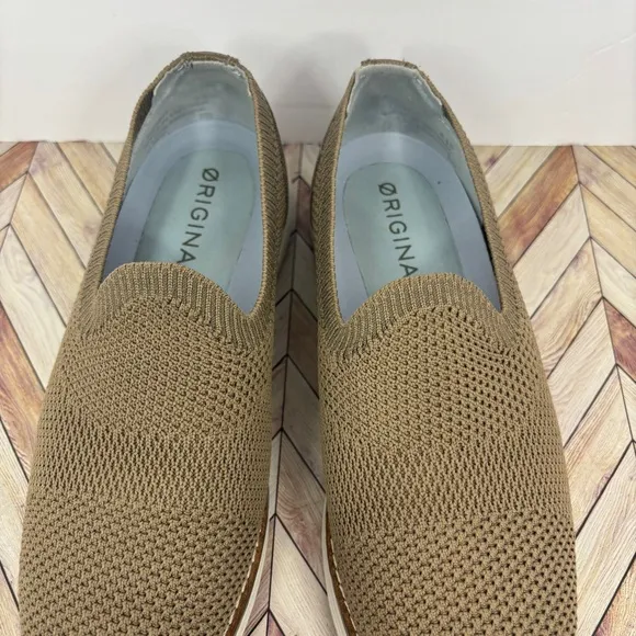 Cole Haan| women’s Brown Loafers with Slip-On Design and Breathable Upper Sz 6.5