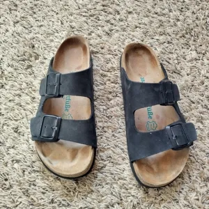Comfortfusse Bali Leather Two-Strap Sandals sz 38/7-7,5