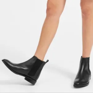 COPY - Everlane The New Modern Chelsea Boots Black size 7.5