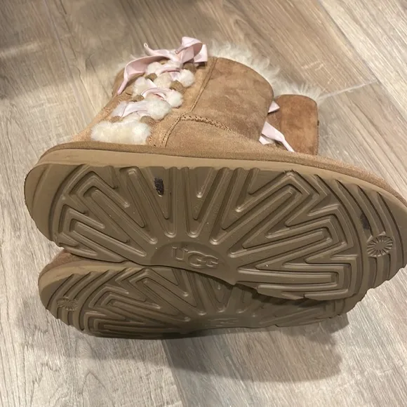 COPY - Ugg Boots; chestnut color with side bow. Size 2