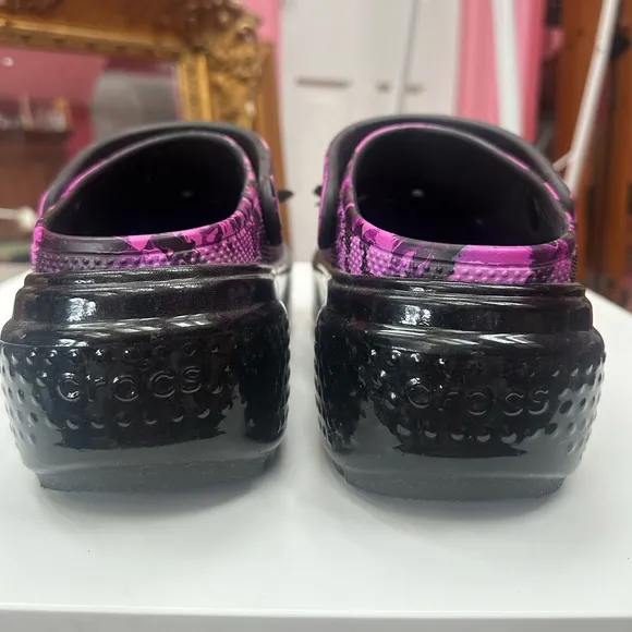 CROCS Stomp Hyper Floral Platform Clog RARE!