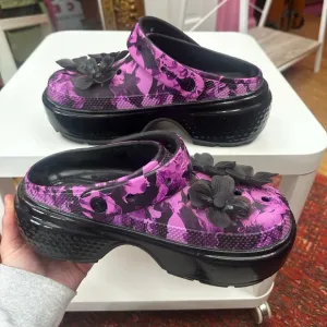 CROCS Stomp Hyper Floral Platform Clog RARE!