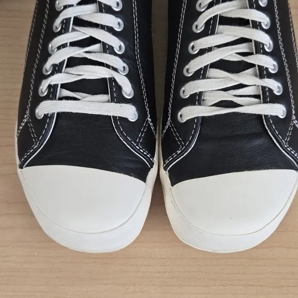 CTAS 8 Limited Edition Deluxe 2009 Black Leather Low Top Slim Sneakers Shoes