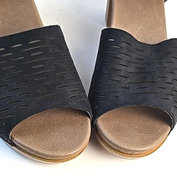 Dansko Denita Black Nubuck Leather Perforated Chunky Platform Block Heel Sandal