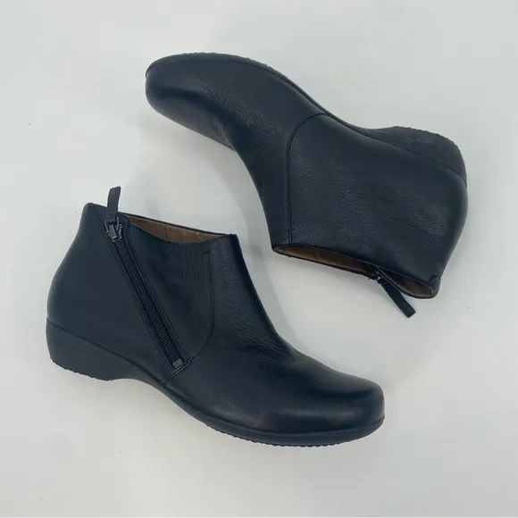 Dansko Genuine Leather Black Zip Ankle Boots 40
