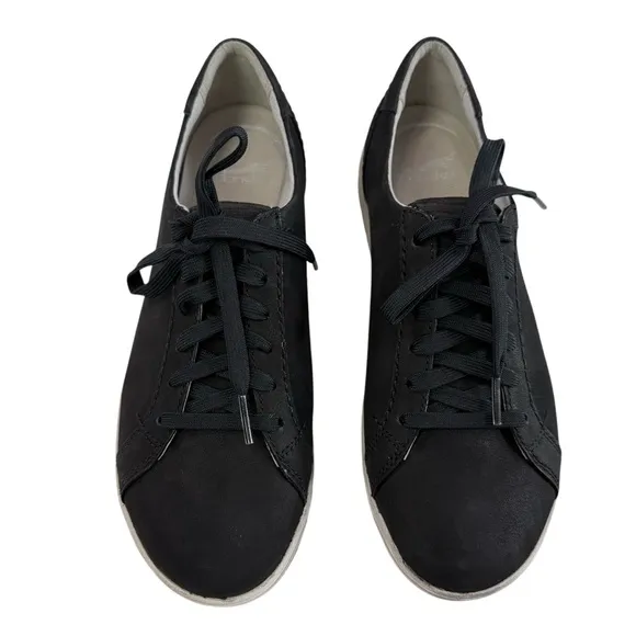 Dansko Leela Black Waterproof Nubuck Lace-Up Sneakers Women's Size 39/ US 8-5-9