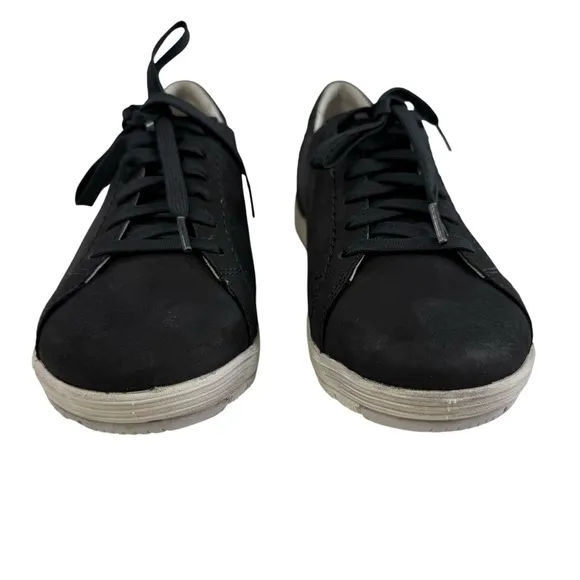 Dansko Leela Black Waterproof Nubuck Lace-Up Sneakers Women's Size 39/ US 8-5-9