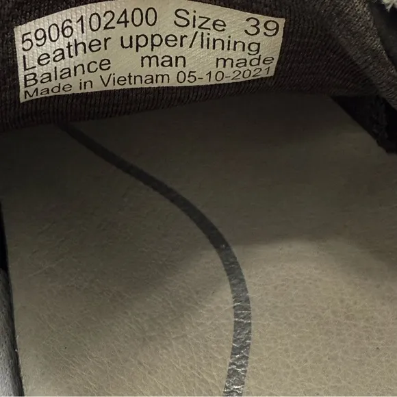 Dansko Leela Black Waterproof Nubuck Lace-Up Sneakers Women's Size 39/ US 8-5-9
