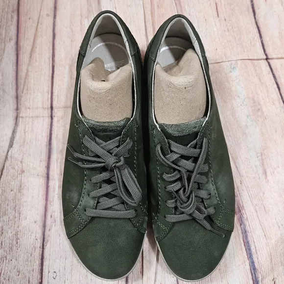 Dansko | Leela Moss Green Suede Casual Sneakers