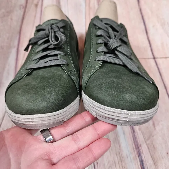 Dansko | Leela Moss Green Suede Casual Sneakers