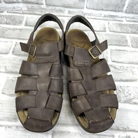 Dansko Men’s Size  9.5/10- 43 EU Brown Leather Fisherman Sandals
