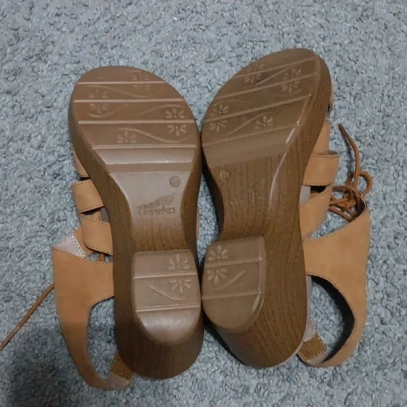 Dansko Women's Brown Leather Sandals- 38
