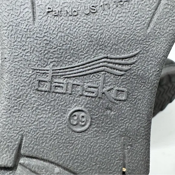 Dansko Women's Caley Milled Black Nubuck Chelsea Wedge Boots Size 8.5-9 EUR 39