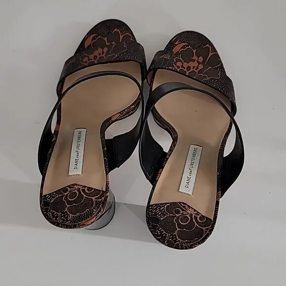 Diane Von Furstenberg 2Strap Heeled Leather Sandals