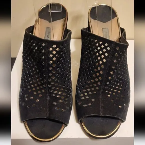 Diane Von Furstenberg DVF Taviano Black Laser Cut Suede Sandals Sz 8.5 ret.$175