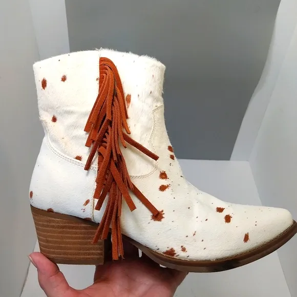 Dingo Hair We Go Genuine Calf Hair Ankle Boots, NEW, Size 9‎