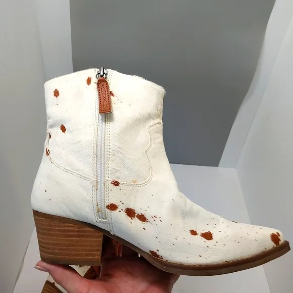 Dingo Hair We Go Genuine Calf Hair Ankle Boots, NEW, Size 9‎
