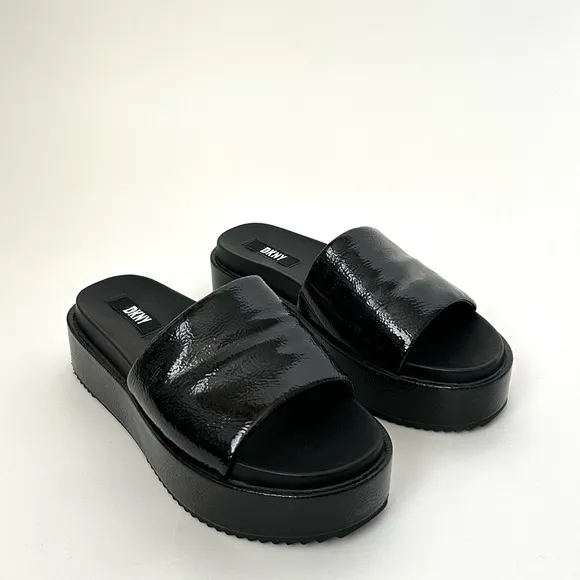 DKNY Black Patent Vegan Leather Platform Slide Sandals Style 'Ci' Size- 8.5