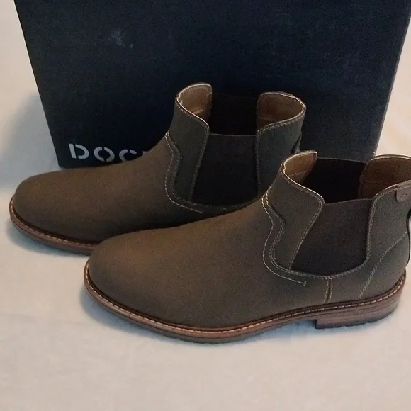 Dockers Men's Ransom Chelsea Boots  size 10.5M