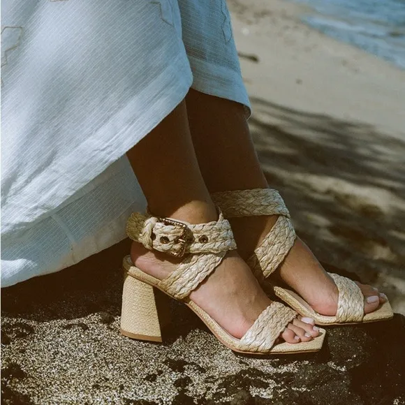 DOLCE VITA Paytin Raffia Block Heel Square Toe Sandals