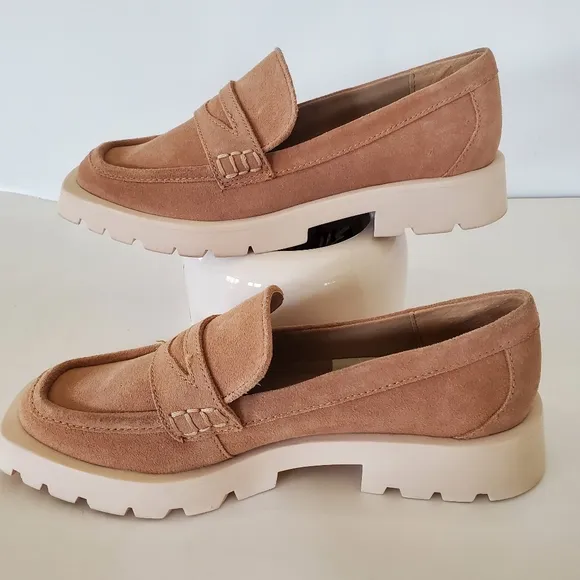 DOLCE VITA Sz 7.5 ELIAS Tan Suede Lug Sole Tailored Penny Loafer Flats Chunky