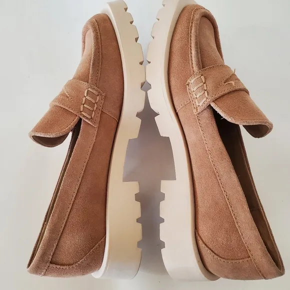 DOLCE VITA Sz 7.5 ELIAS Tan Suede Lug Sole Tailored Penny Loafer Flats Chunky