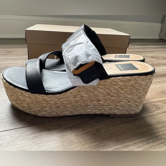 Dolce Vita Thorin Wedge Sandal black leather Sz 9.5 New in box