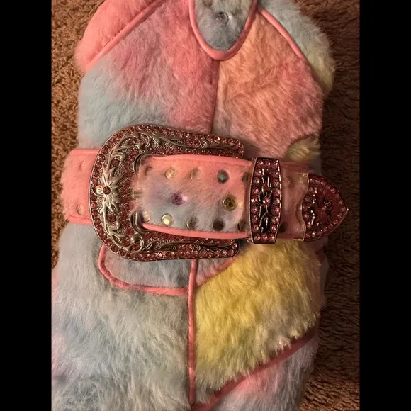 Dolls Kill Club Exx ‘SHARP SHERIFF SHINE’ Rainbow Candy Fur Boots NWOB 10