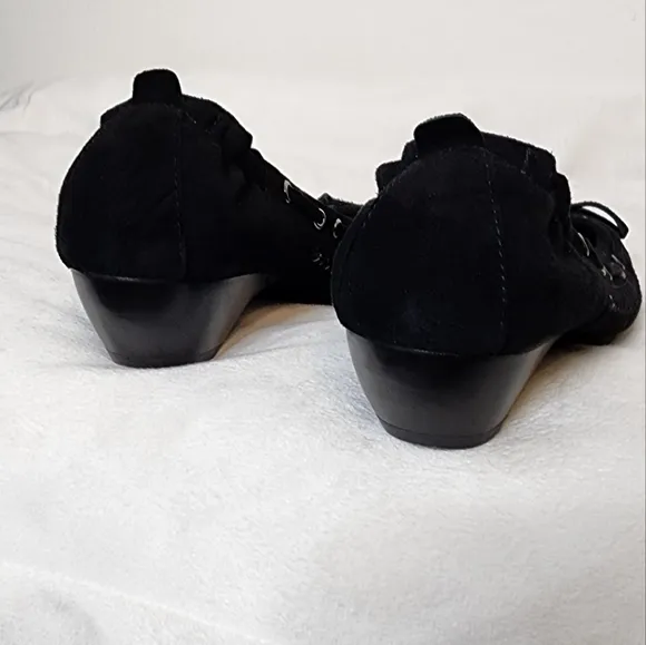 Donald J. Pliner Polly Black Suede Ballet Slip On Flats Designer Luxury