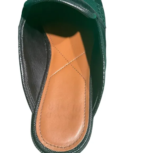 Donald Pliner  Women's Bryant Suede Mule Flat Sandals Size 9M
