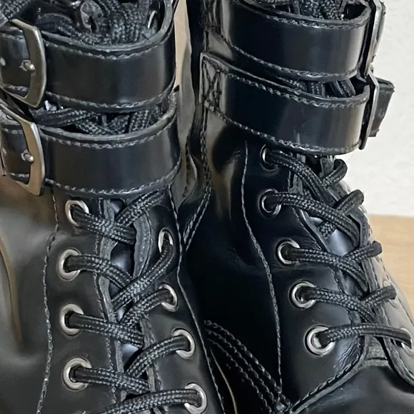 Dr. Doc Martens Double Buckle Smooth Black Leather Zip Side Lace Up sz 7
