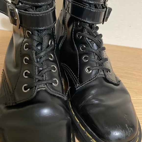 Dr. Doc Martens Double Buckle Smooth Black Leather Zip Side Lace Up sz 7