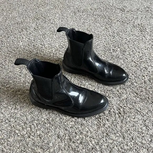 Dr. Doc Martens Faun Womens Black Patent Leather Chelsea Boots Size US 7