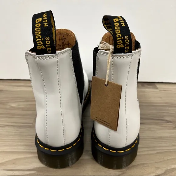 Dr Doc Martens Unisex 2976 YS Platform White Chelsea Boots Sz M 9/W 10 $210 NWOB