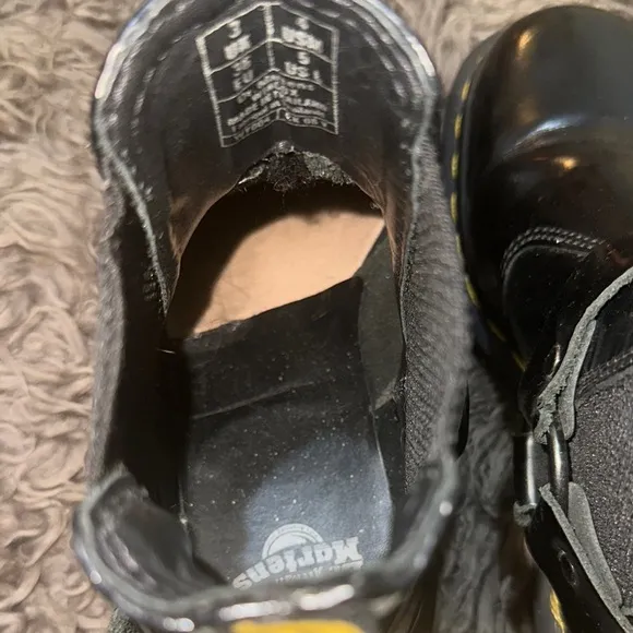 Dr “Doc” Martens Wincox Black Leather Ankle Boots Size 5 NWOT Chelsea Boot
