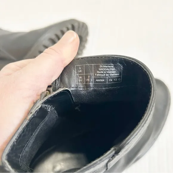 Dr. Marten Magdalena Leather Heeled Chelsea Boots Size EU 38 Size 7 AW004 Black