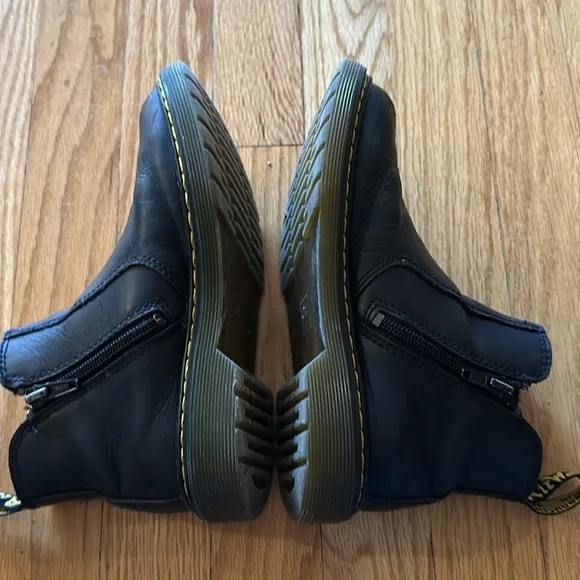 Dr Marten sz 2 black side zip chukka boots good pre owned condition wear shown