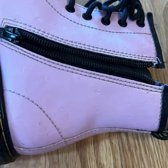 Dr Marten sz 3 youth pink patent leather lace up boots side zip ~puppy bites