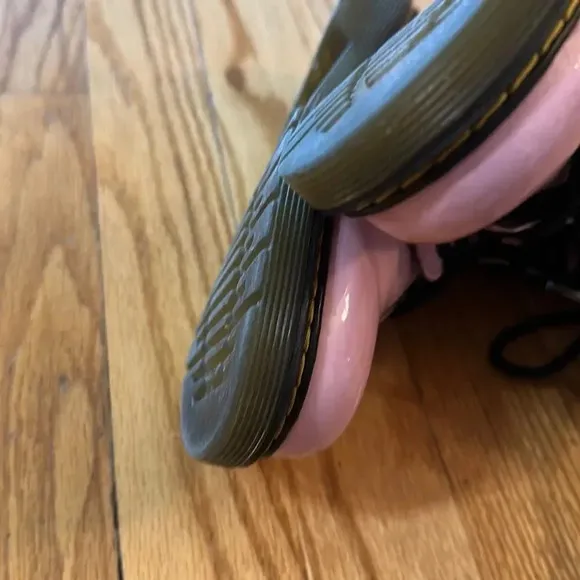 Dr Marten sz 3 youth pink patent leather lace up boots side zip ~puppy bites