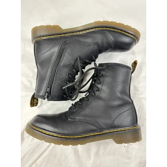 Dr. Marten's 1460 8 Eye Black Leather Boots Side Zip size 6