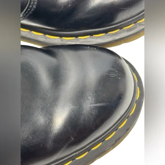 Dr. Martens 2976 Yellow Stitch Chelsea Boots