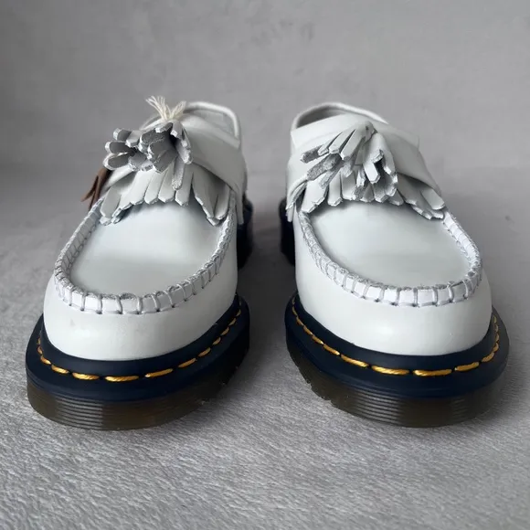 DR. MARTENS ADRIAN YS LEATHER TASSEL LOAFERS Size Men's 5 Women's 6 Whit…