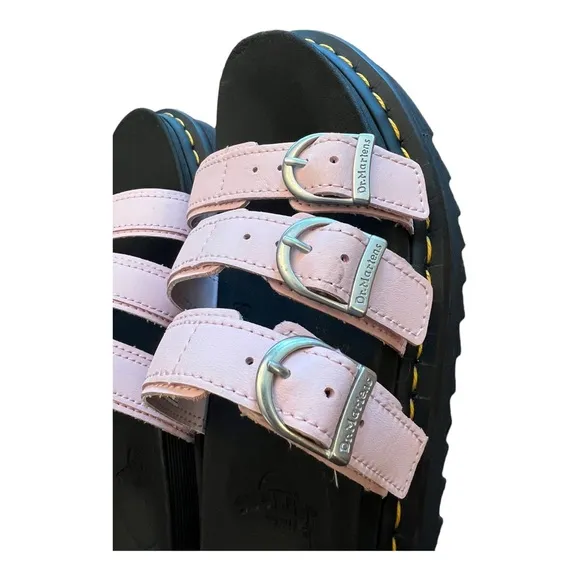 Dr. Martens Blaire Platform Slides Light Pink Size 7 US Like NEW condition