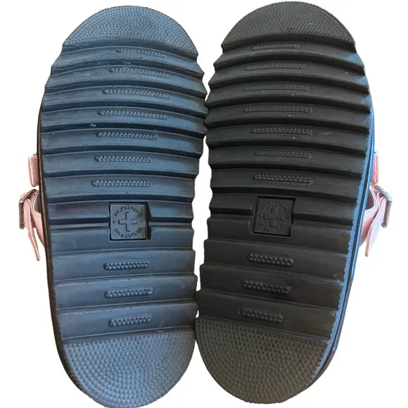Dr. Martens Blaire Platform Slides Light Pink Size 7 US Like NEW condition